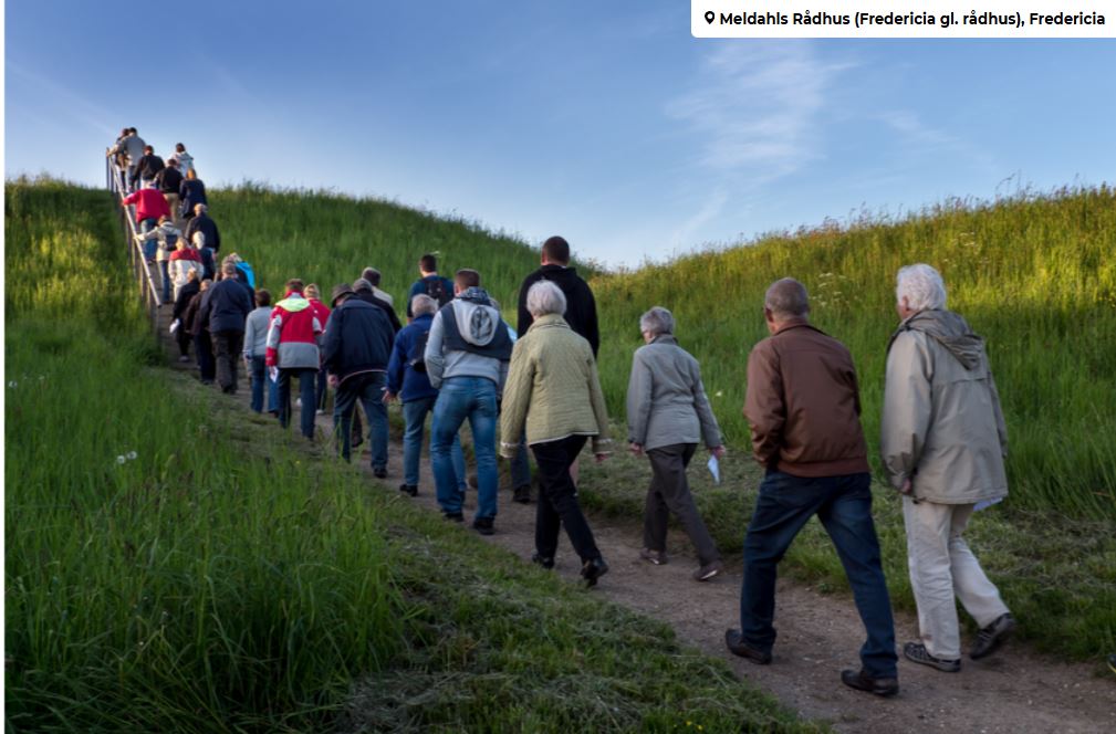 Billede af vandring på volden