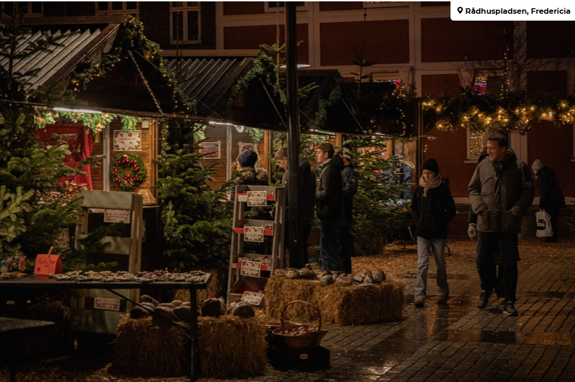 Billede af julehytter på Rådhuspladsen